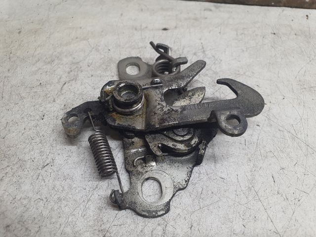 bontott CITROËN C4 CACTUS Motorháztető Zárszerkezet