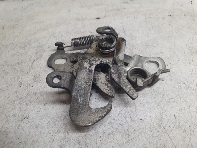 bontott CITROËN C4 CACTUS Motorháztető Zárszerkezet