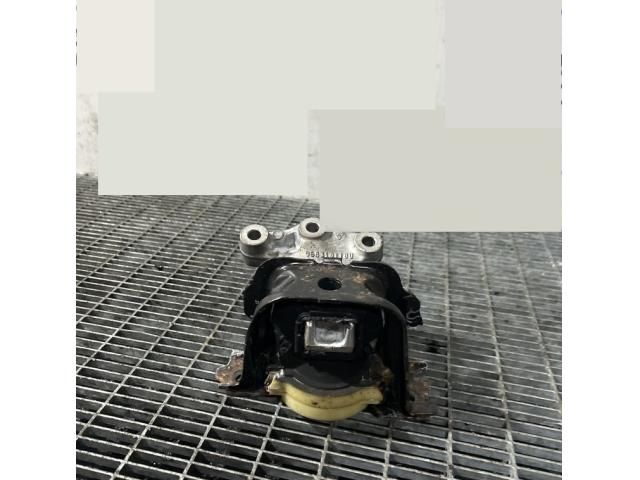 bontott CITROËN C4 CACTUS Tartó Bak