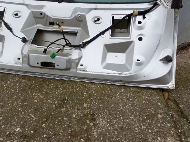 bontott CITROËN C4 Csomagtérajtó (Üres lemez)