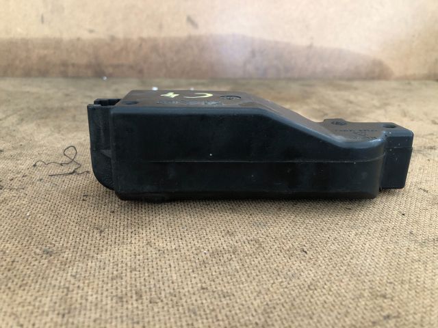 bontott CITROËN C4 Csomagtérajtó Zárszerkezet