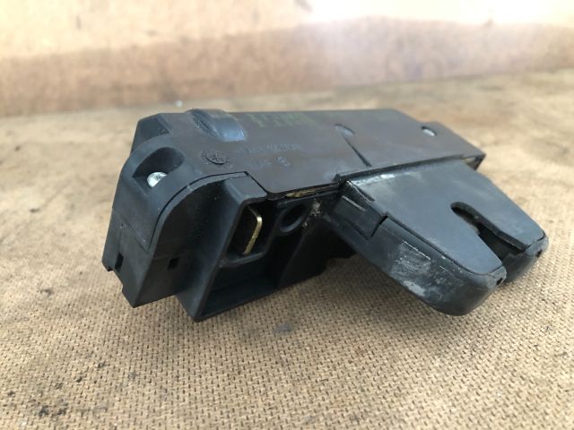 bontott CITROËN C4 Csomagtérajtó Zárszerkezet