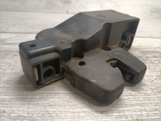 bontott CITROËN C4 Csomagtérajtó Zárszerkezet