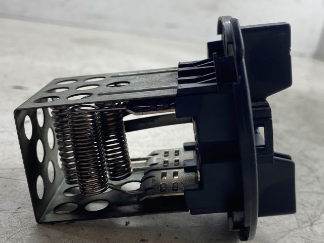 bontott CITROËN C4 Előtét Ellenállás Fűtőmotor