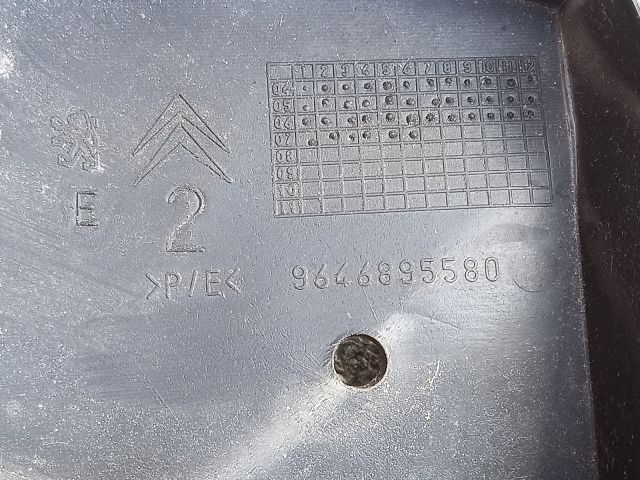 bontott CITROËN C4 Első Lökhárító Alsó (Műanyag)