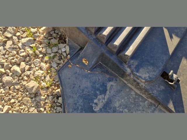 bontott CITROËN C4 Első Lökhárító Alsó (Műanyag)