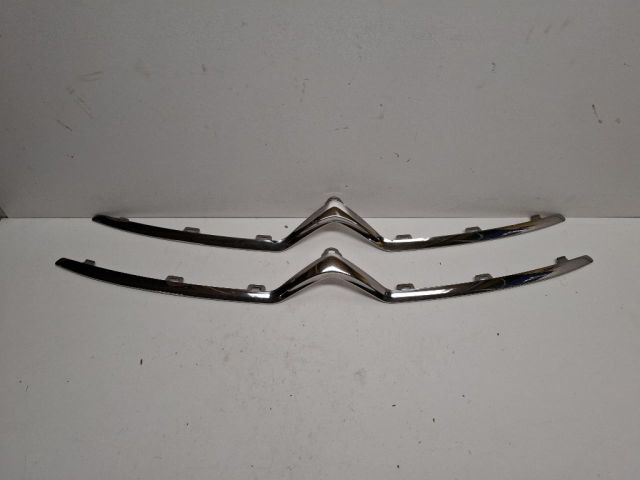 bontott CITROËN C4 Első Lökhárító Díszléc