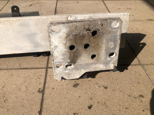 bontott CITROËN C4 Első Lökhárító Merevítő (Fém)