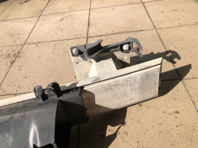 bontott CITROËN C4 Első Lökhárító Merevítő (Fém)