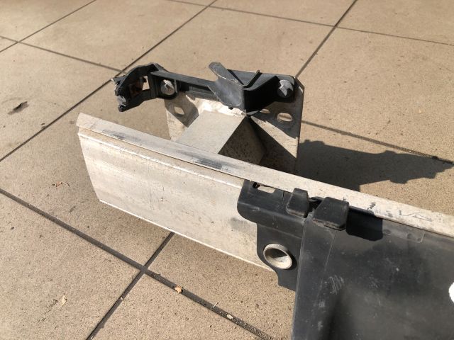 bontott CITROËN C4 Első Lökhárító Merevítő (Fém)