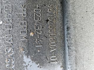 bontott CITROËN C4 Első Lökhárító (Részeivel)