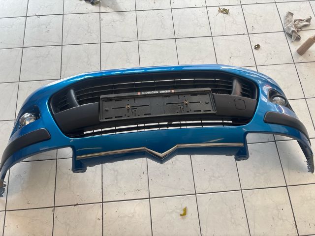 bontott CITROËN C4 Első Lökhárító (Részeivel)