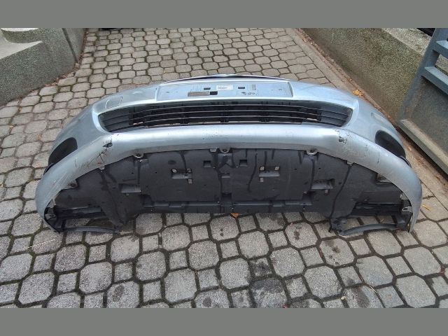 bontott CITROËN C4 Első Lökhárító (Részeivel)