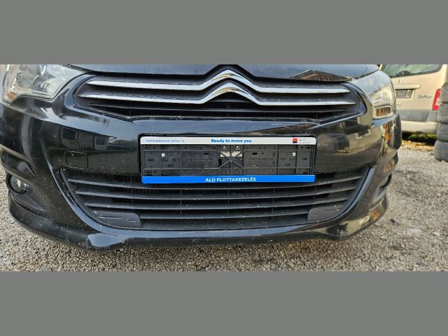 bontott CITROËN C4 Első Lökhárító (Részeivel)