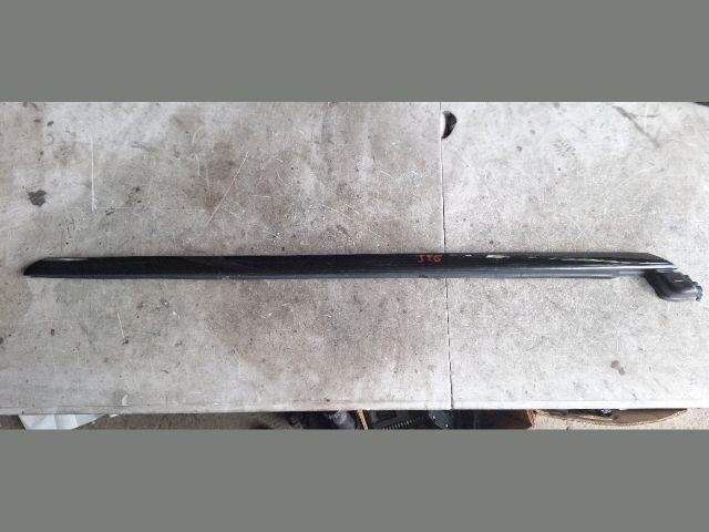 bontott CITROËN C4 Első Szélvédő Bal Díszléc