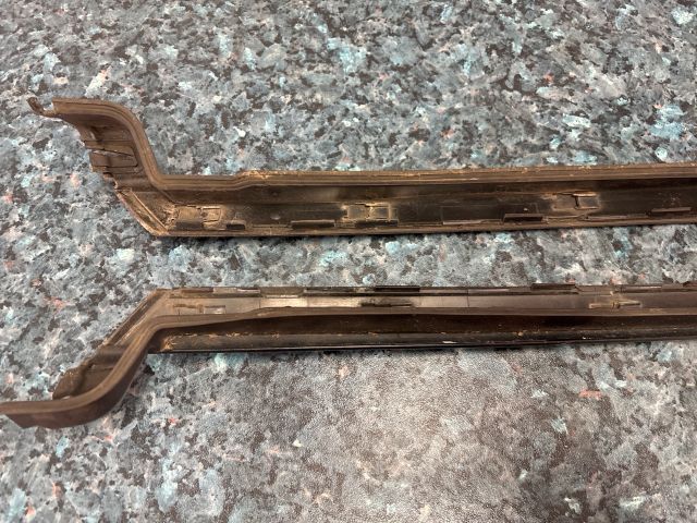 bontott CITROËN C4 Első Szélvédő Bal Díszléc