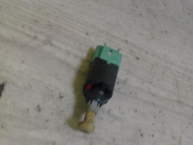 bontott CITROËN C4 Fék Pedál Kapcsoló