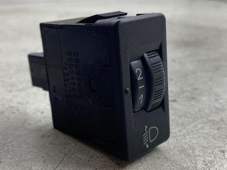 bontott CITROËN C4 Fényszórómagasság Állító Kapcsoló