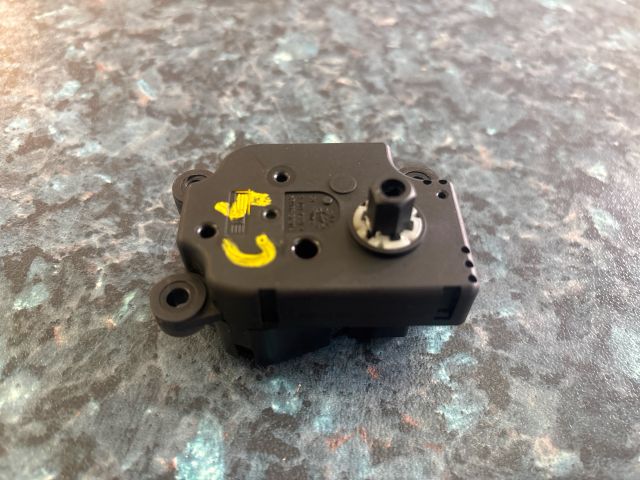 bontott CITROËN C4 Fűtés Állító Motor