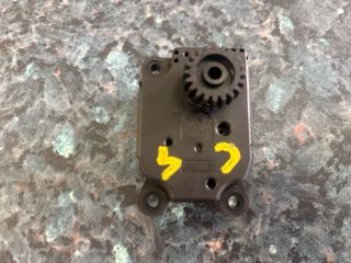 bontott CITROËN C4 Fűtés Állító Motor