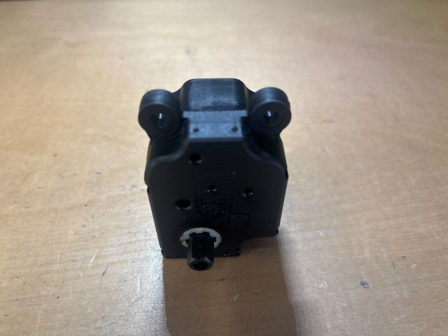 bontott CITROËN C4 Fűtés Állító Motor