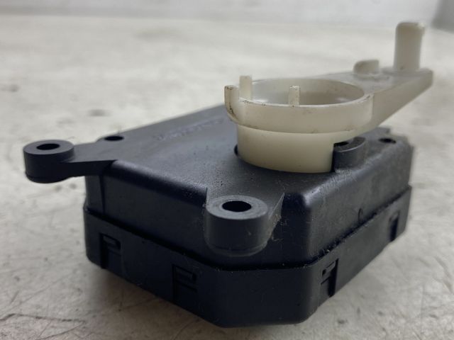 bontott CITROËN C4 Fűtés Állító Motor