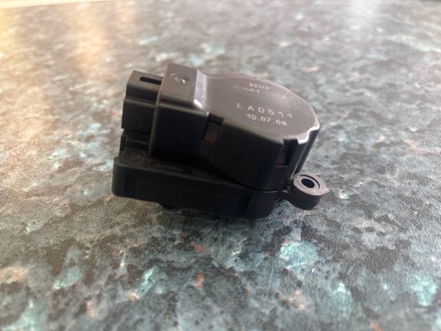 bontott CITROËN C4 Fűtés Állító Motor