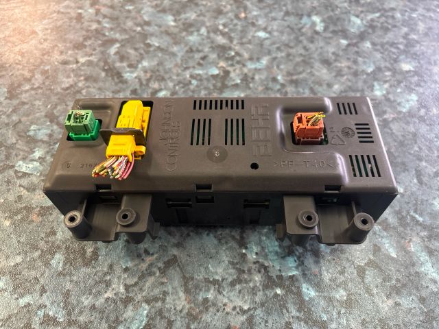 bontott CITROËN C4 Fűtéskapcsoló (digit klímás)