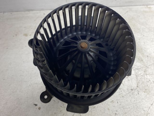 bontott CITROËN C4 Fűtőmotor (Klímás)