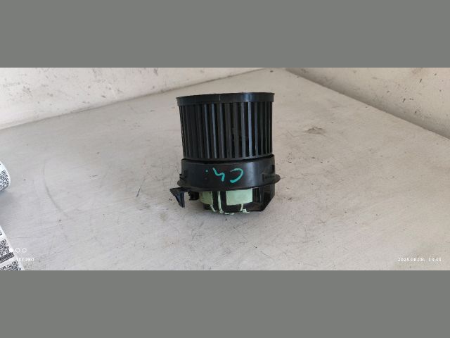 bontott CITROËN C4 Fűtőmotor (Klímás)