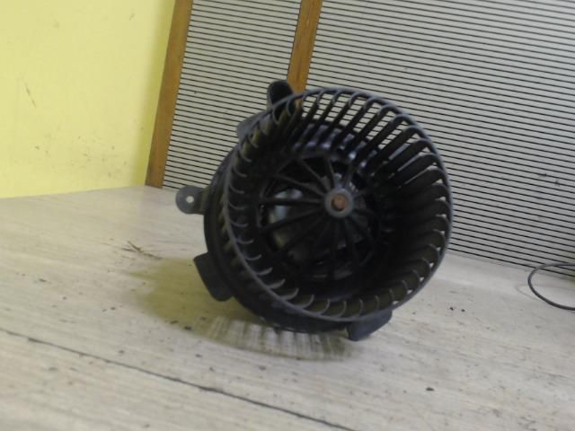 bontott CITROËN C4 Fűtőmotor (Nem klímás)