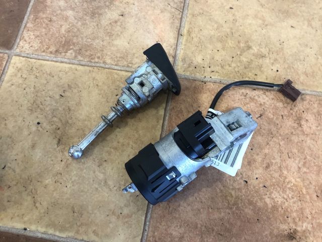 bontott CITROËN C4 Gyújtáskapcsoló Házzal