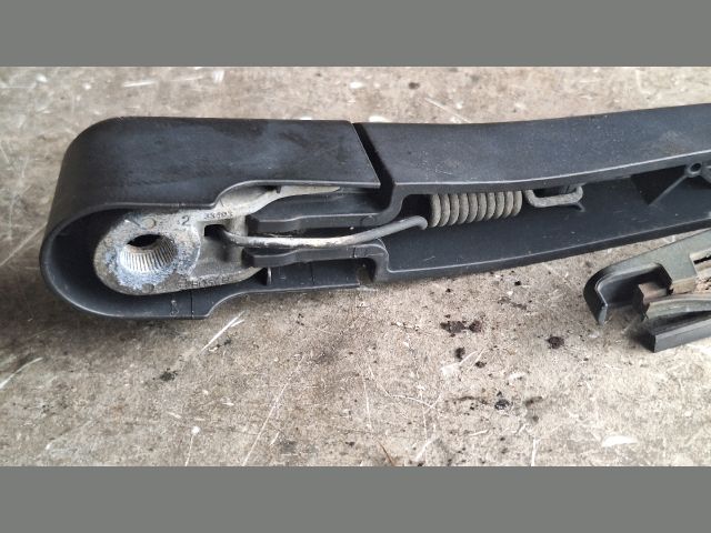 bontott CITROËN C4 Hátsó Ablaktörlő Kar