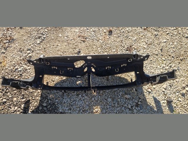 bontott CITROËN C4 Homlokfal Burkolat