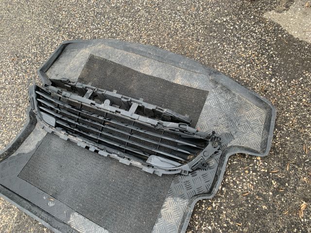 bontott CITROËN C4 Hűtőrács