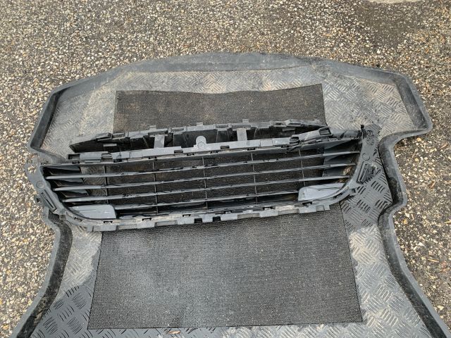 bontott CITROËN C4 Hűtőrács