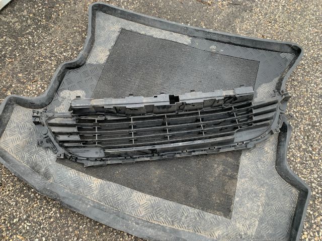 bontott CITROËN C4 Hűtőrács