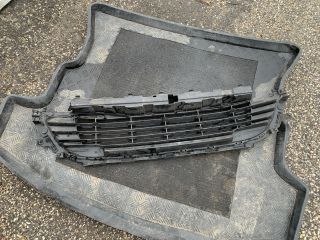 bontott CITROËN C4 Hűtőrács