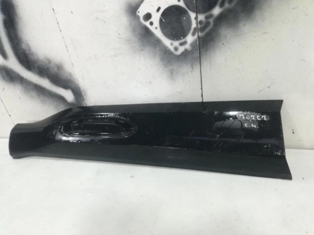 bontott CITROËN C4 III Bal első Ajtó Díszléc