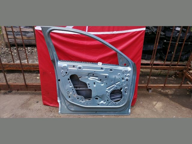 bontott CITROËN C4 III Bal első Ajtó (Üres lemez)