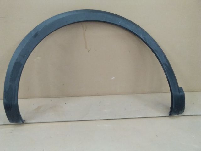 bontott CITROËN C4 III Bal első Sárvédő Díszléc