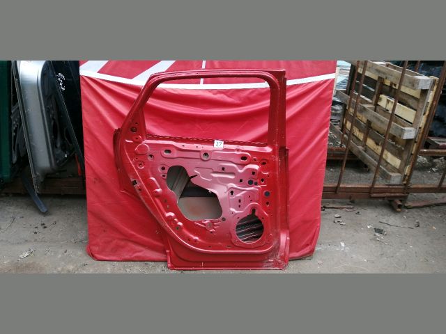 bontott CITROËN C4 III Bal hátsó Ajtó (Üres lemez)