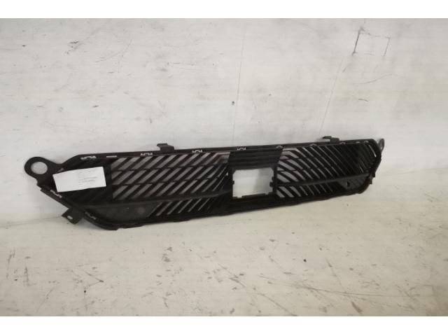 bontott CITROËN C4 III Első Lökhárító Alsó Középső Díszrács