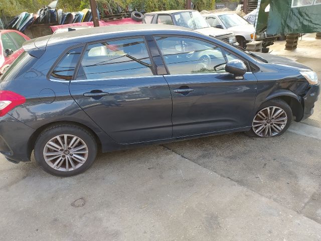 bontott CITROËN C4 Jobb Belső Hátsó Lámpa