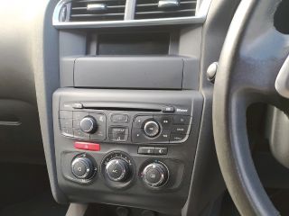 bontott CITROËN C4 Jobb Belső Hátsó Lámpa