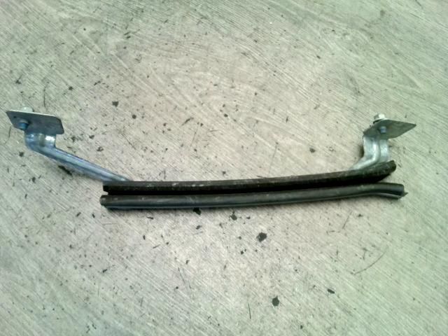 bontott CITROËN C4 Jobb első Ablak Sín