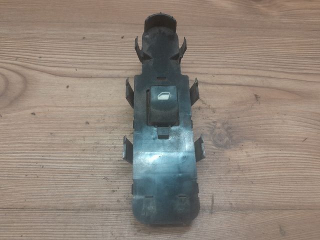 bontott CITROËN C4 Jobb első Ablakemelő Kapcsoló