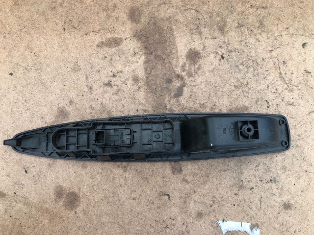 bontott CITROËN C4 Jobb első Ablakemelő Kapcsoló