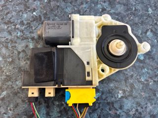 bontott CITROËN C4 Jobb első Ablakemelő Motor