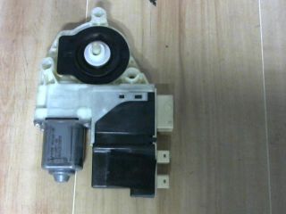 bontott CITROËN C4 Jobb első Ablakemelő Motor